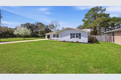 600 Burgundy Lane, Fort Walton Beach, FL 32547 - Photo 5