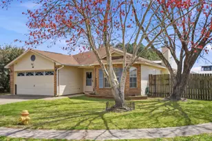94 Ruby Cir, Mary Esther, FL 32569 - Photo 1