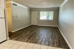201 E College Blvd, Niceville, FL 32578 - Photo 3
