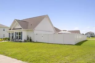 38 Silverthorn St, Freeport, FL 32439 - Photo 3
