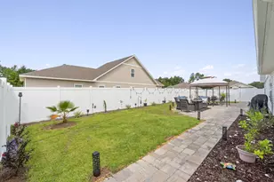 38 Silverthorn St, Freeport, FL 32439 - Photo 3