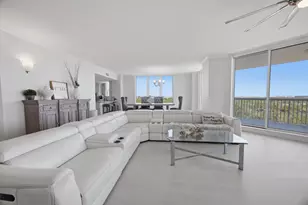 15500 Emerald Coast Pkwy, Destin, FL 32541 - Photo 13