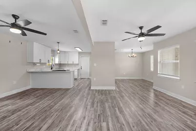 803 Linden Avenue, Niceville, FL 32578 - Photo 7
