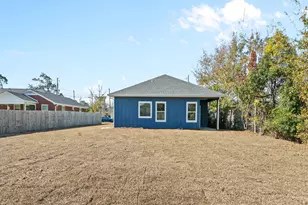 2411 E 16th St, Panama City, FL 32405 - Photo 43