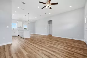 6107 Mildreds Wy, Crestview, FL 32539 - Photo 5