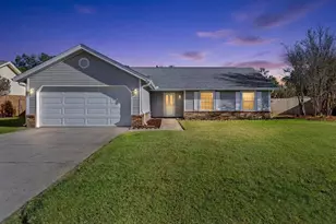 1051 Boulevard De La Parisienne, Mary Esther, FL 32569 - Photo 1