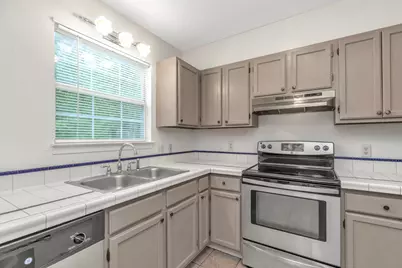 1708 Colonial Court, Fort Walton Beach, FL 32547 - Photo 9