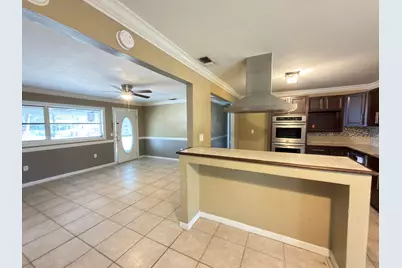 515 E Robinson Avenue, Crestview, FL 32539 - Photo 5