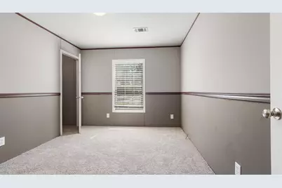 2442 Pinewood Drive, Chipley, FL 32428 - Photo 17