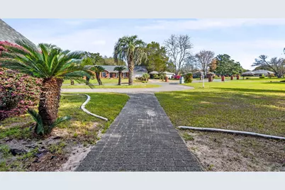 83 Lake Lorraine Circle, Shalimar, FL 32579 - Photo 9