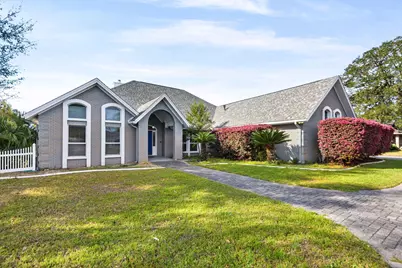83 Lake Lorraine Circle, Shalimar, FL 32579 - Photo 7
