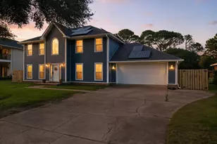 159 Shoreline Dr, Mary Esther, FL 32569 - Photo 1