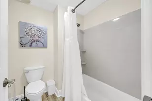 114 Carillon Market St, Panama City Beach, FL 32413 - Photo 21