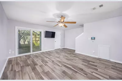 439 Waterway Lane, Fort Walton Beach, FL 32547 - Photo 3
