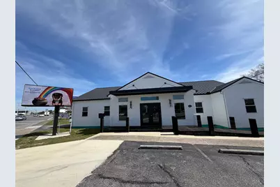 120 S John Sims Parkway #A & B, Valparaiso, FL 32580 - Photo 1