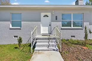 374 Pinewood Dr, Defuniak Springs, FL 32433 - Photo 5
