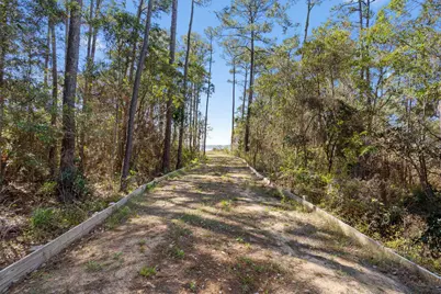 0000 Fontainebleau Court, Navarre, FL 32566 - Photo 21