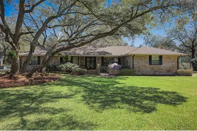 907 Jason Drive, Niceville, FL 32578 - Photo 1