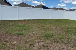 210 Lyla Ln, Crestview, FL 32539 - Photo 25