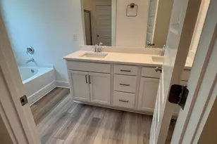 210 Lyla Ln, Crestview, FL 32539 - Photo 23