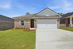 51 Spooner St, Defuniak Springs, FL 32433 - Photo 1