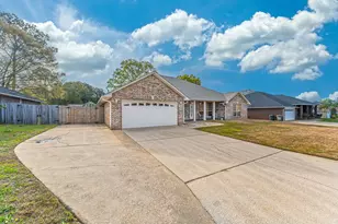 7220 Annandale Dr, City of Pensacola, FL 32526 - Photo 3