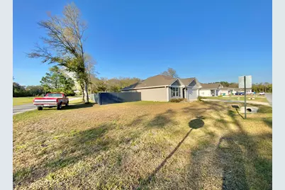 3101 Van Day Way, Crestview, FL 32539 - Photo 7
