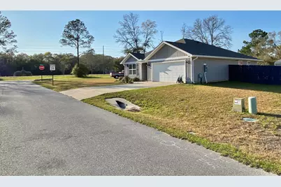 3101 Van Day Way, Crestview, FL 32539 - Photo 3