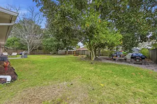 4437 Southminster Cir, Niceville, FL 32578 - Photo 3