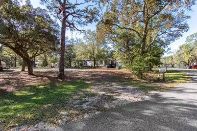 211 Carol Drive, Freeport, FL 32439 - Photo 11