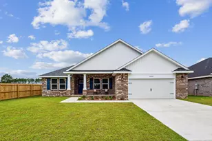 7589 Hatteras Dr, Navarre, FL 32566 - Photo 1