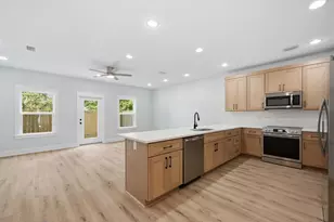 704 Ferguson Dr, Fort Walton Beach, FL 32547 - Photo 3