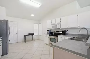 4719 Connor Dr, Crestview, FL 32539 - Photo 9