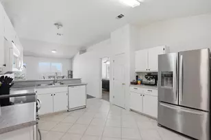 4719 Connor Dr, Crestview, FL 32539 - Photo 13
