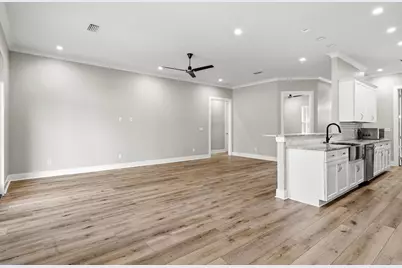 305 Sweet Basil Lane, Niceville, FL 32578 - Photo 5