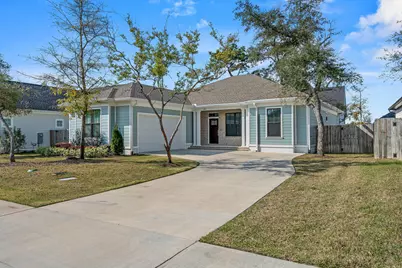 305 Sweet Basil Lane, Niceville, FL 32578 - Photo 1