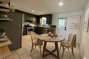 556 Lee Ave, Crestview, FL 32539 - Photo 3