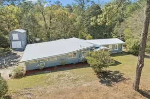 190 Meadowbrook Ln, Defuniak Springs, FL 32435 - Photo 3