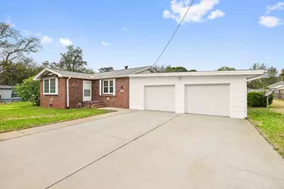 118 Palmetto Avenue, Mary Esther, FL 32569 - Photo 1