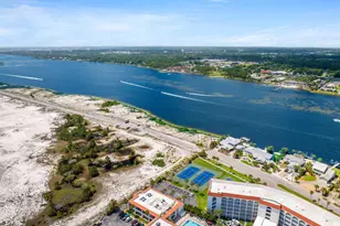 909 Santa Rosa Blvd, Fort Walton Beach, FL 32548 - Photo 43