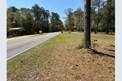 486 Pleasant Ridge Road, Defuniak Springs, FL 32435 - Photo 13