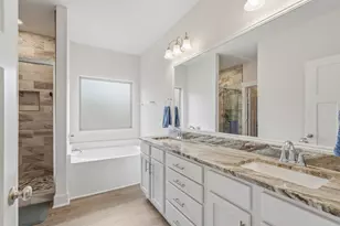 1928 Cambridge Park Dr, Gulf Breeze, FL 32563 - Photo 17