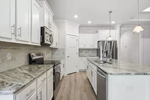 1928 Cambridge Park Dr, Gulf Breeze, FL 32563 - Photo 11