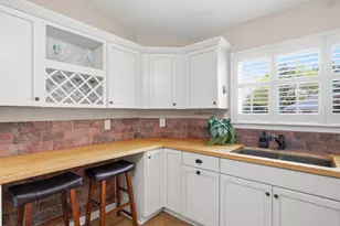 6910 Calle De Amigo, Navarre, FL 32566 - Photo 9