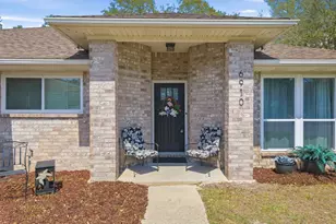 6910 Calle De Amigo, Navarre, FL 32566 - Photo 3