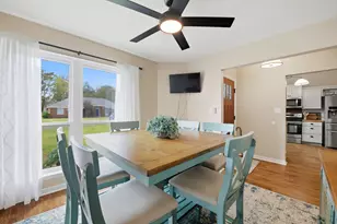 6910 Calle De Amigo, Navarre, FL 32566 - Photo 5