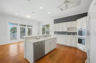 8127 Pompano St, Navarre, FL 32566 - Photo 15