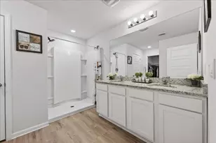 6320 Burrow Ln, Pensacola, FL 32526 - Photo 9