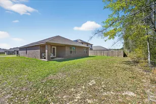 6320 Burrow Ln, Pensacola, FL 32526 - Photo 17