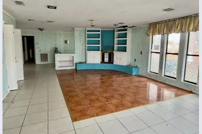 22121 Hwy 331, Paxton, FL 32567 - Photo 5